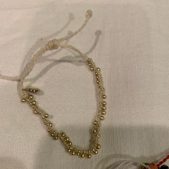 8 piece Pura Vida bundle - Picture 6 of 10